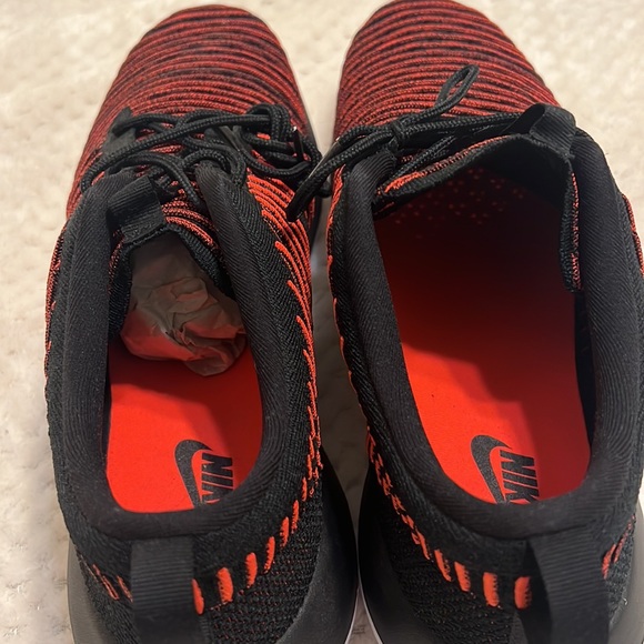 Nike Roshe Two Flyknit size 13 BRAND NEW - Picture 7 of 8